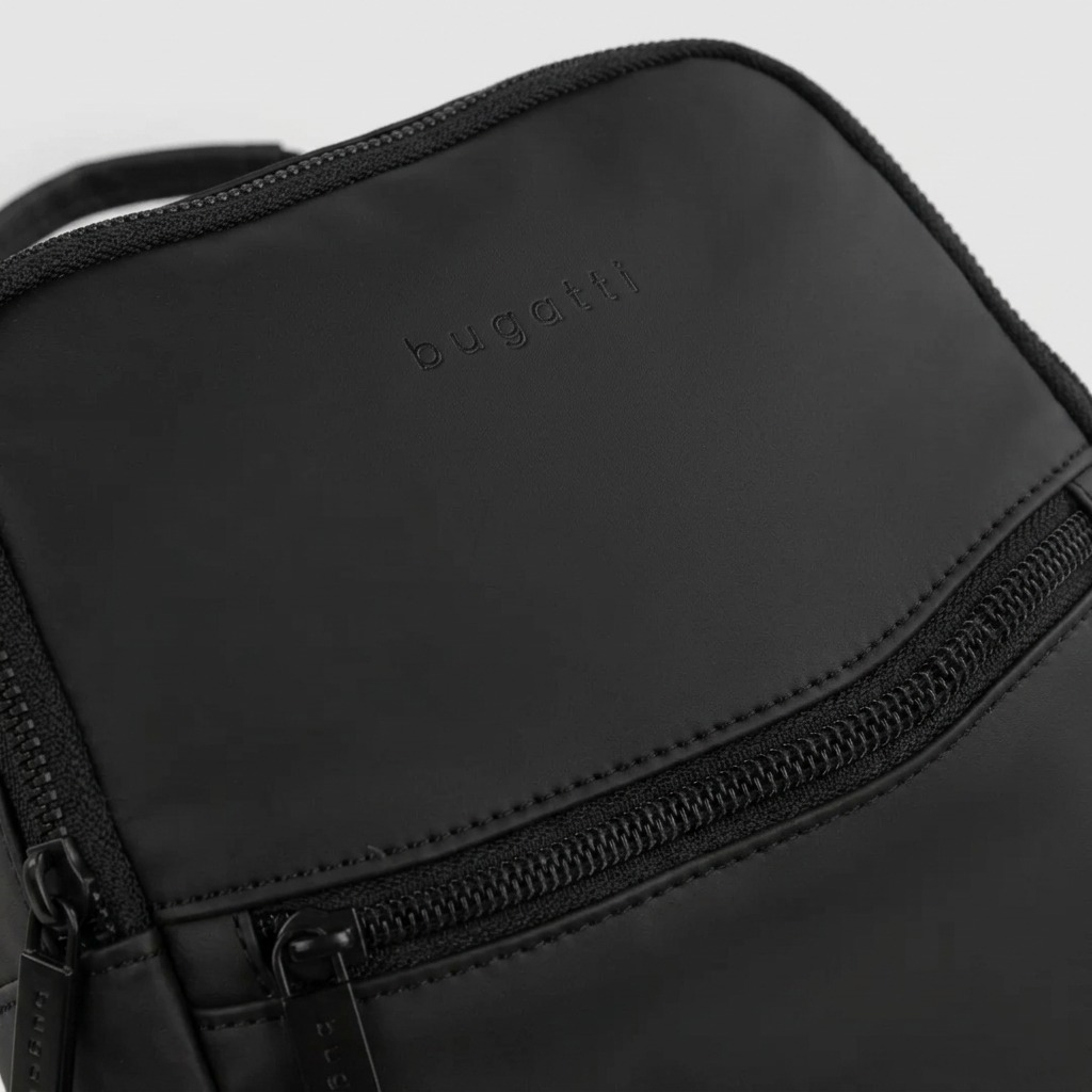 Gros plan sur un détail de Bugatti Mile End – Sac en bandoulière avec sangle réglable, noir – photo 3