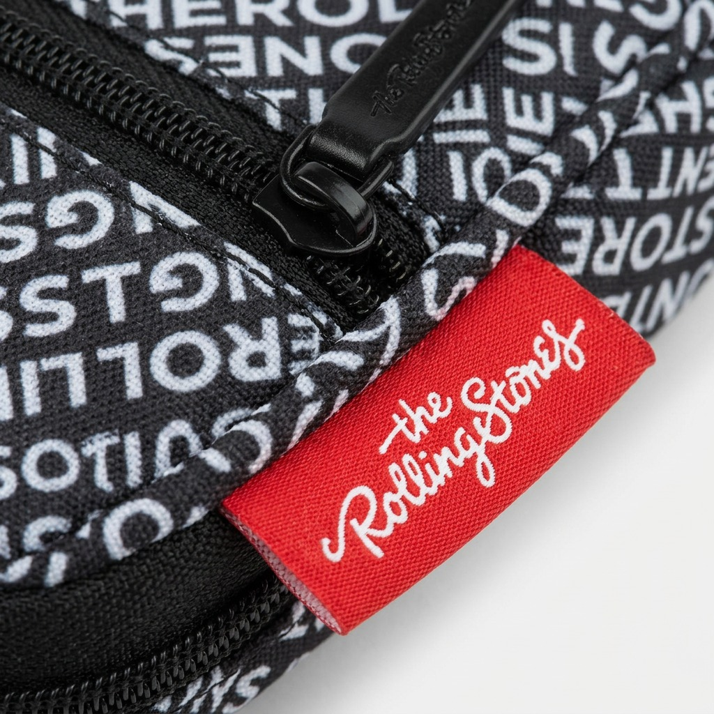 Gros plan sur un détail de The Rolling Stones The Core – Petit sac à bandoulière en polyester, brun – photo 4