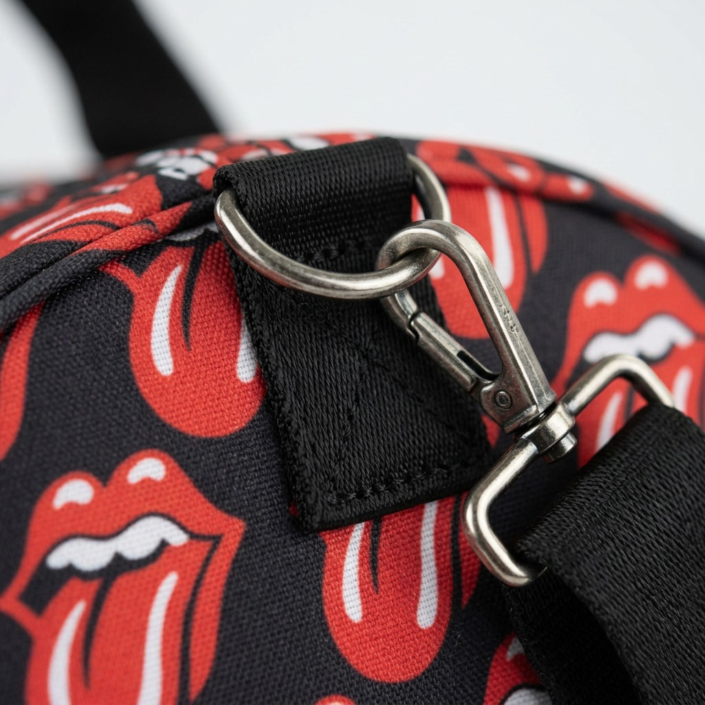 Gros plan sur un détail de The Rolling Stones The Core – Sac de voyage en nylon, variante BLP – photo 3