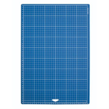12" x 18" Double Sided Blue Cutting Mat / 
12 x 18 po bleu - double face