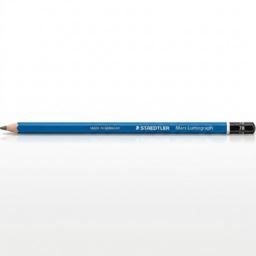 STAEDTLER Mars Lumograph – Crayon graphite 7B, réf. 100-7B-35 — vue du produit sur fond clair