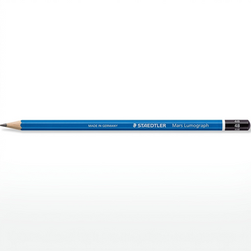 STAEDTLER Mars Lumograph – Crayon graphite 4B, réf. 100-4B-M — vue du produit sur fond clair