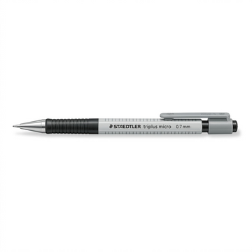 STAEDTLER triplus – Porte-mine 0,7 mm pêche, réf. 77427-80A6 — vue sur fond clair