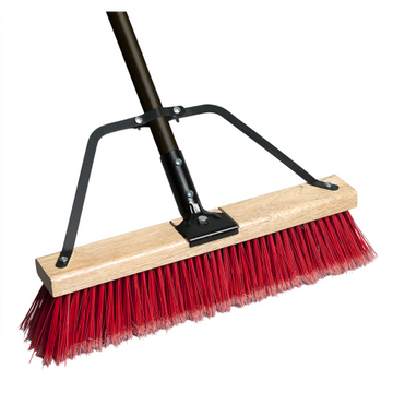 18” Ryno Medium Flagged Red/Black PVC fill,/w brace, & tapered handle Assembled