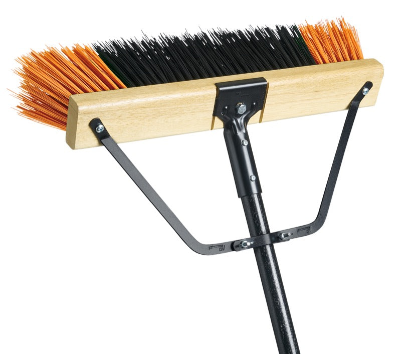 M2 PB-720-OR18 – balai-poussoir Ryno extra rigide 18 po orange et noir